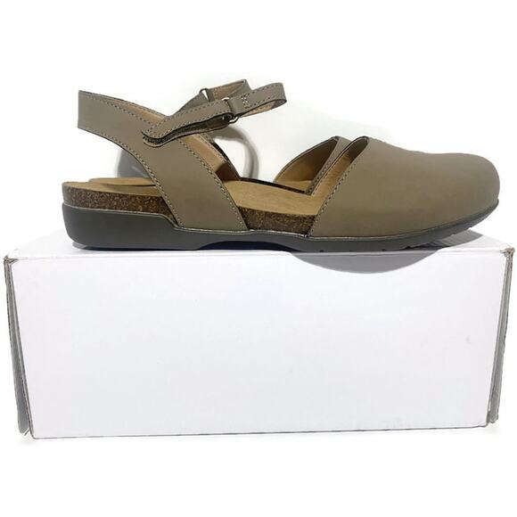 Dream Pairs Closed Toe Sandals Women's 8.5 Taupe Arch Support Comfort Cork NWT - Picture 2 of 12
